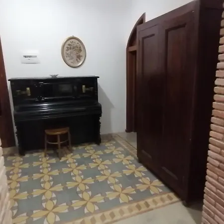 Casa Angioina Apartment